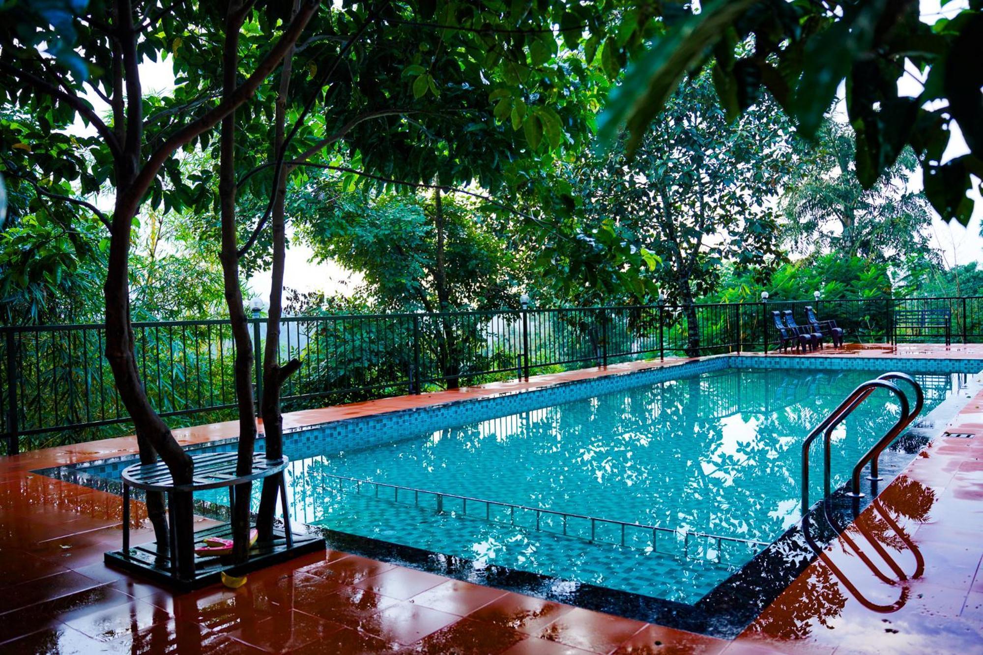 Space Rock Resort Kalpetta Exterior photo