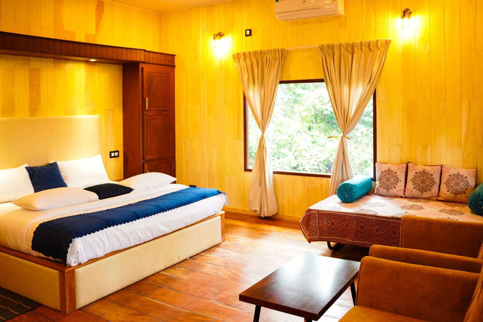 Space Rock Resort Kalpetta Exterior photo